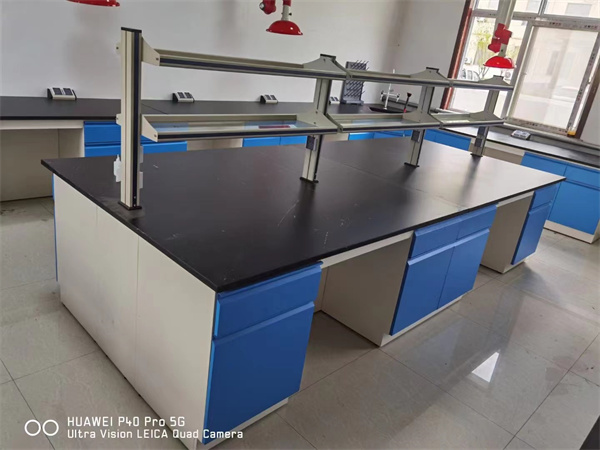 濱州全鋼實(shí)驗(yàn)臺(tái)廠家